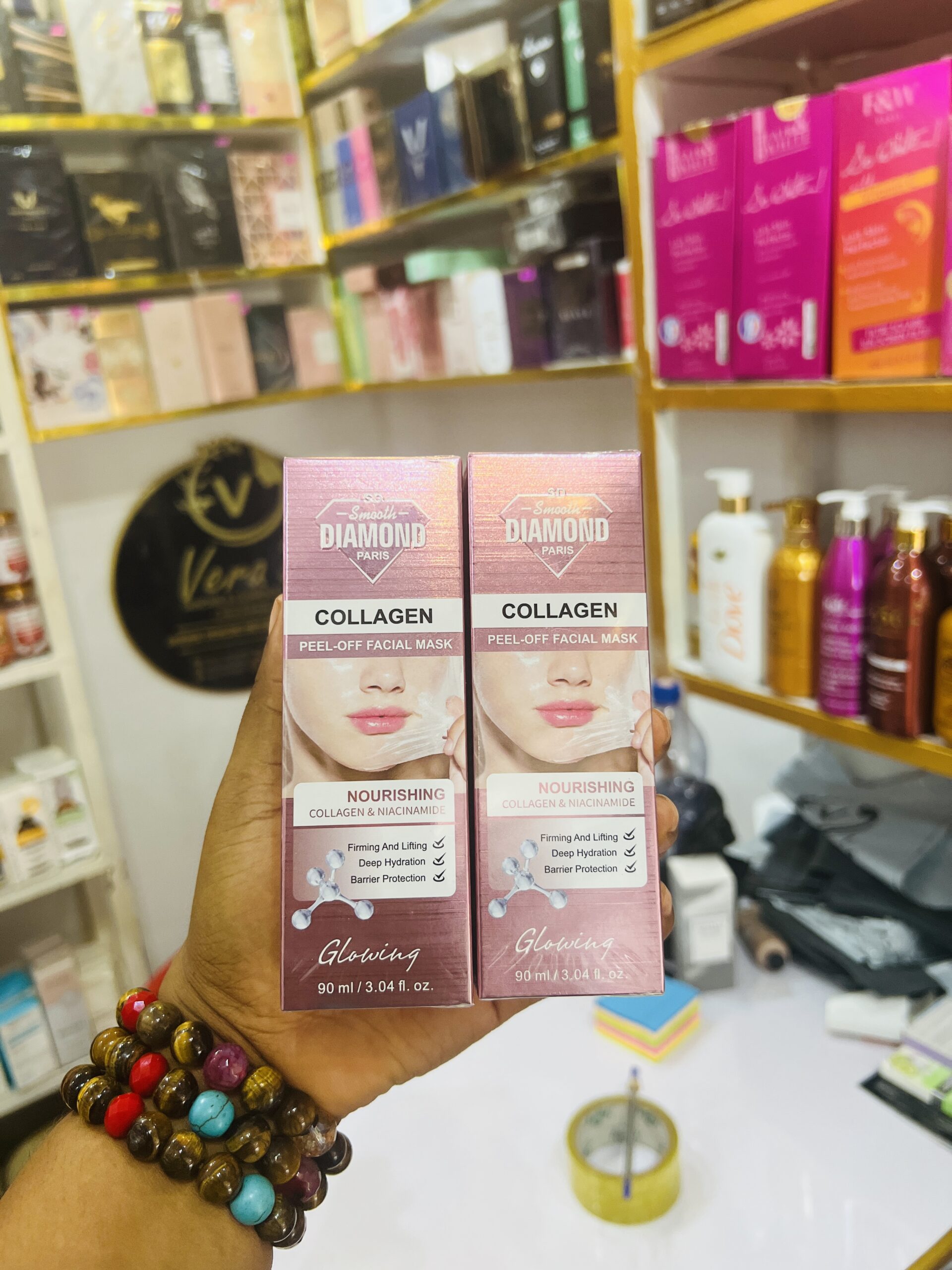 Smooth diamond collagen peel off facial mask